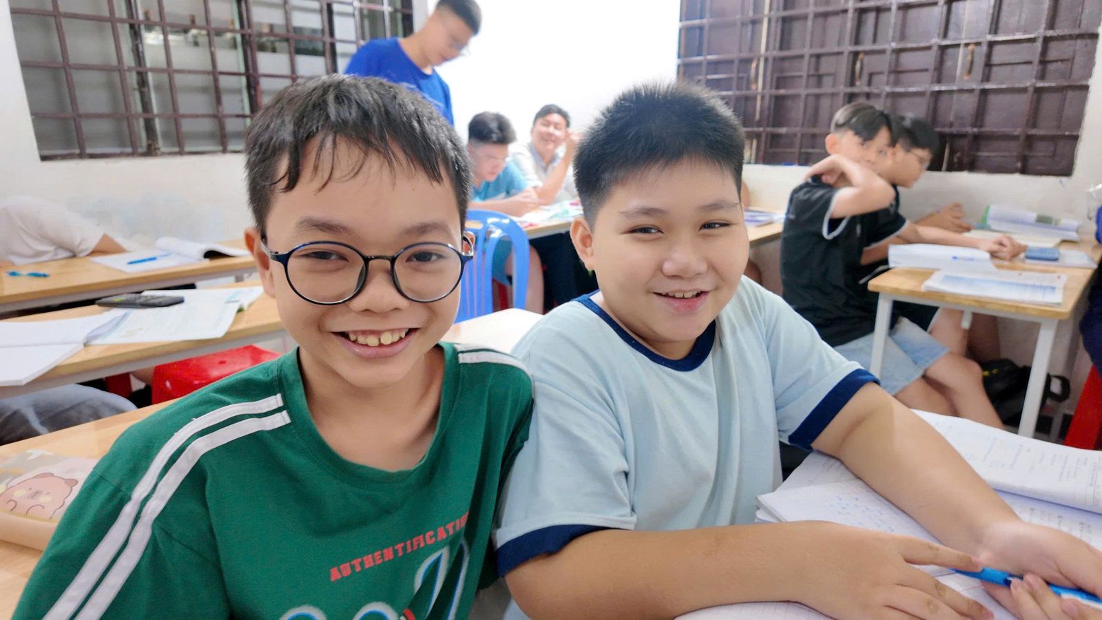 Học sinh luyện thi vào lớp 6