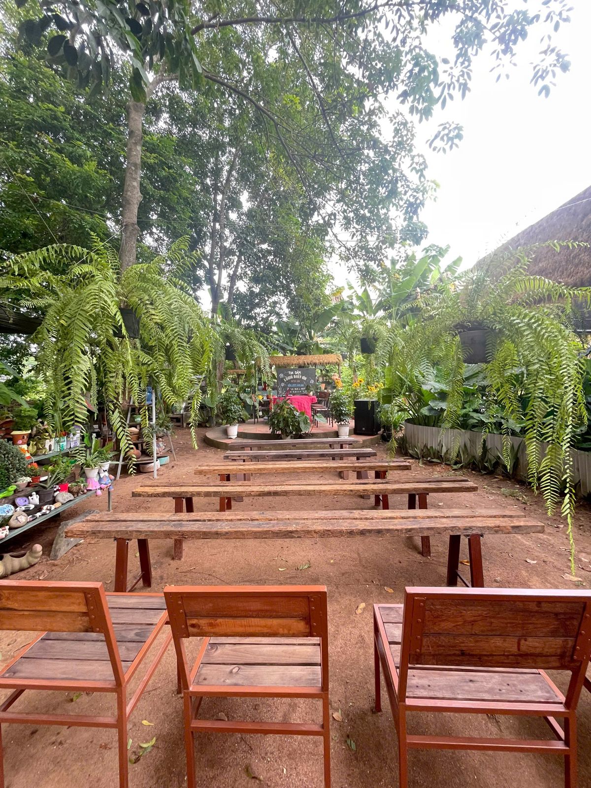 Khu vườn ngồi đọc sách